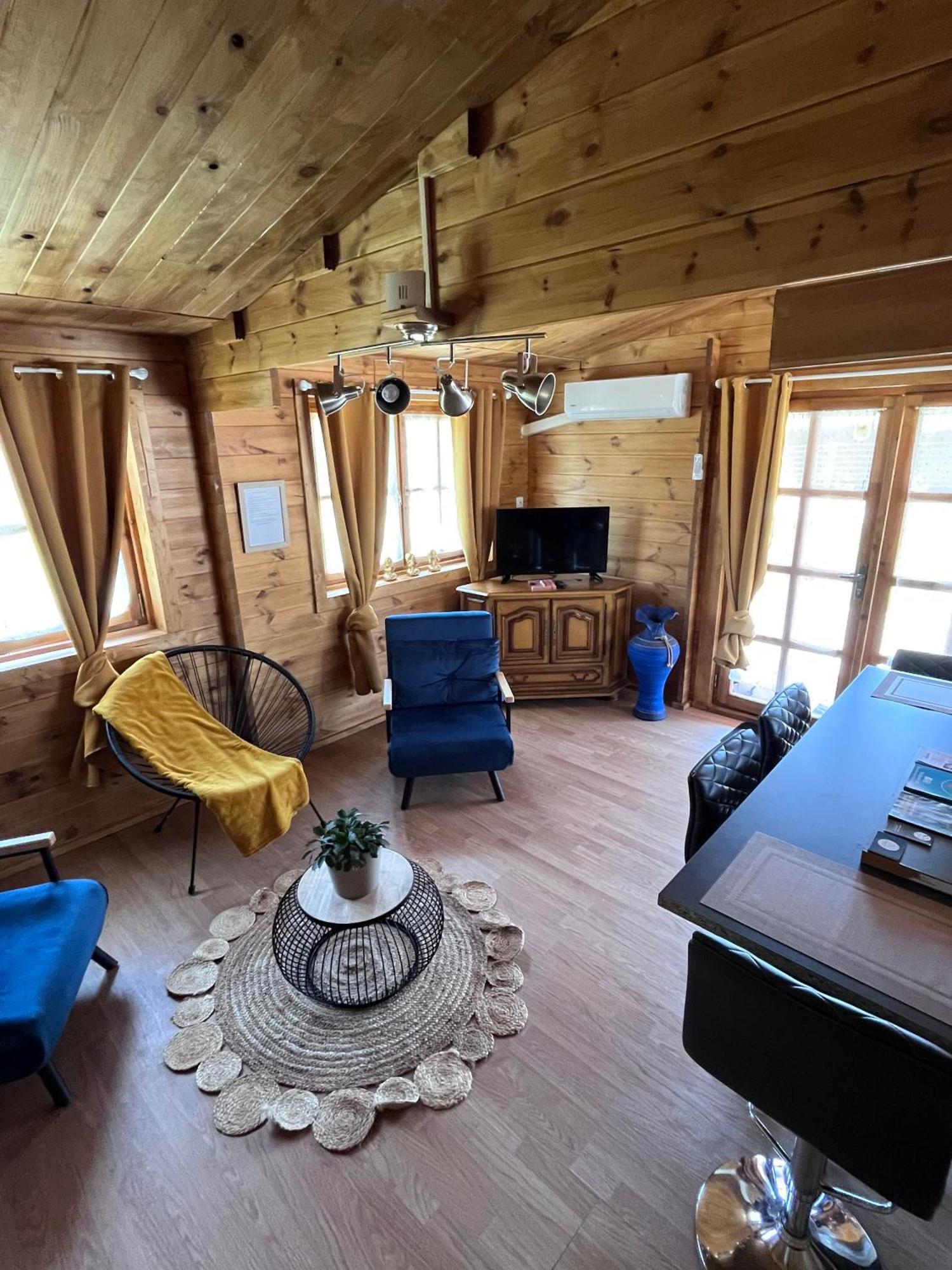 Chalet En Sologne A Villefranche Sur Cher Εξωτερικό φωτογραφία